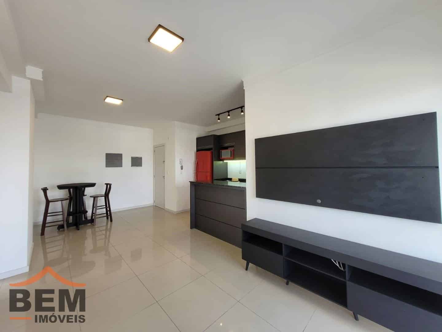 Apartamento para Locação com 2 quartos e 87m² no bairro Vila Operária, em Itajaí - SC - Imagem 2