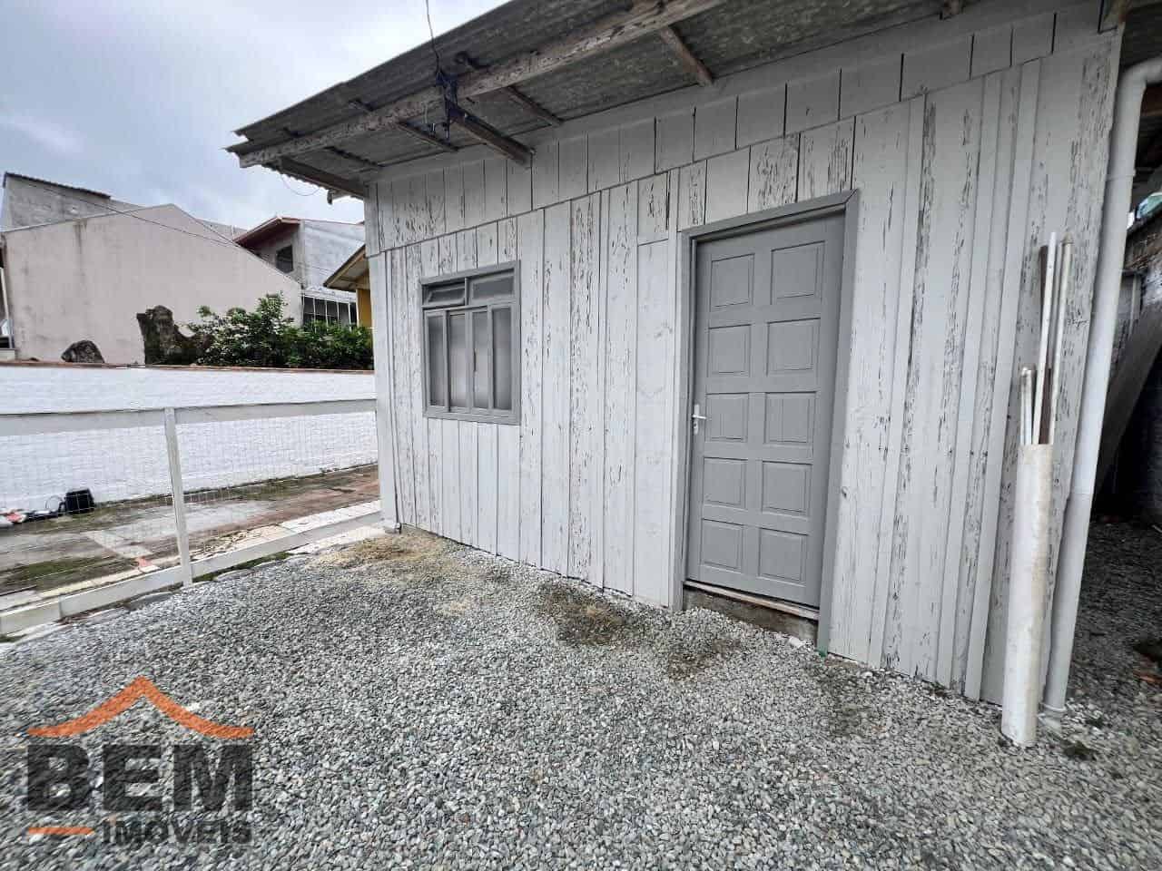 Casa para Locação com 1 quarto e 40m² no bairro Dom Bosco, em Itajaí - SC - Imagem 3