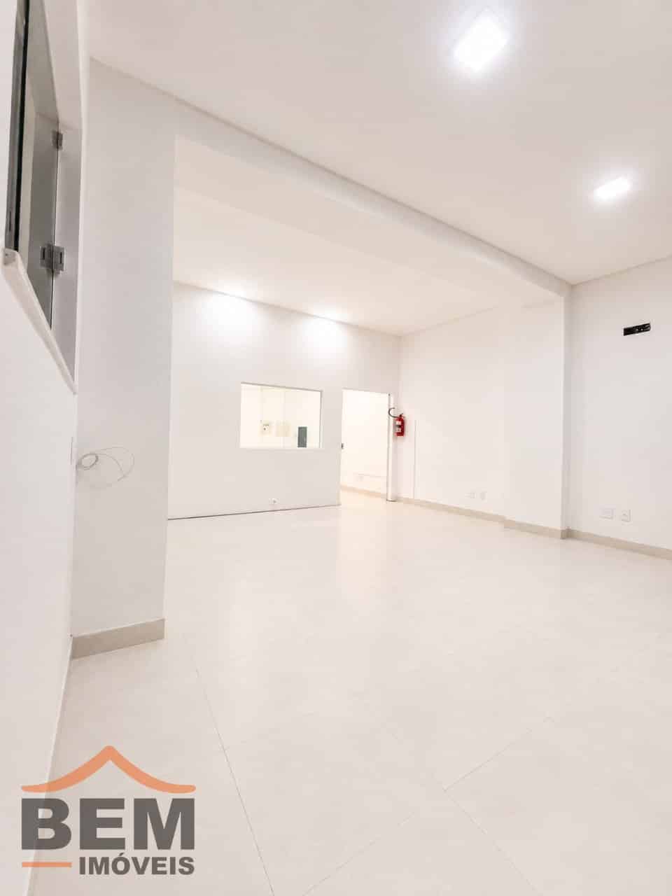 Sala Comercial para Venda no bairro Tabuleiro, em Camboriú - SC - Imagem 3