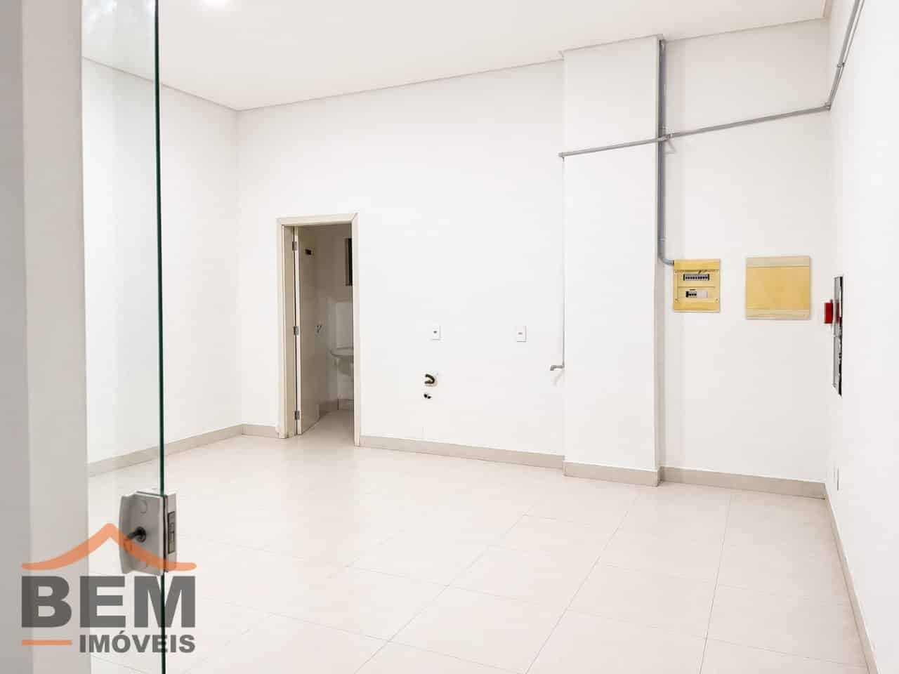 Sala Comercial para Venda no bairro Tabuleiro, em Camboriú - SC - Imagem 5