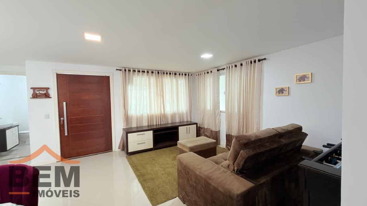 Casa para Venda com 3 quartos e 223m² no bairro Dom Bosco, em Itajaí - SC - Imagem 4