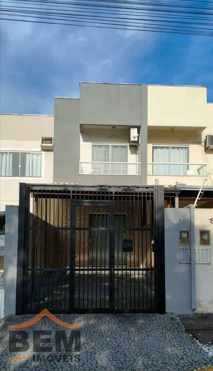Sobrado para Venda com 2 quartos e 70m² no bairro Santa Regina, em Camboriú - SC - Imagem 2