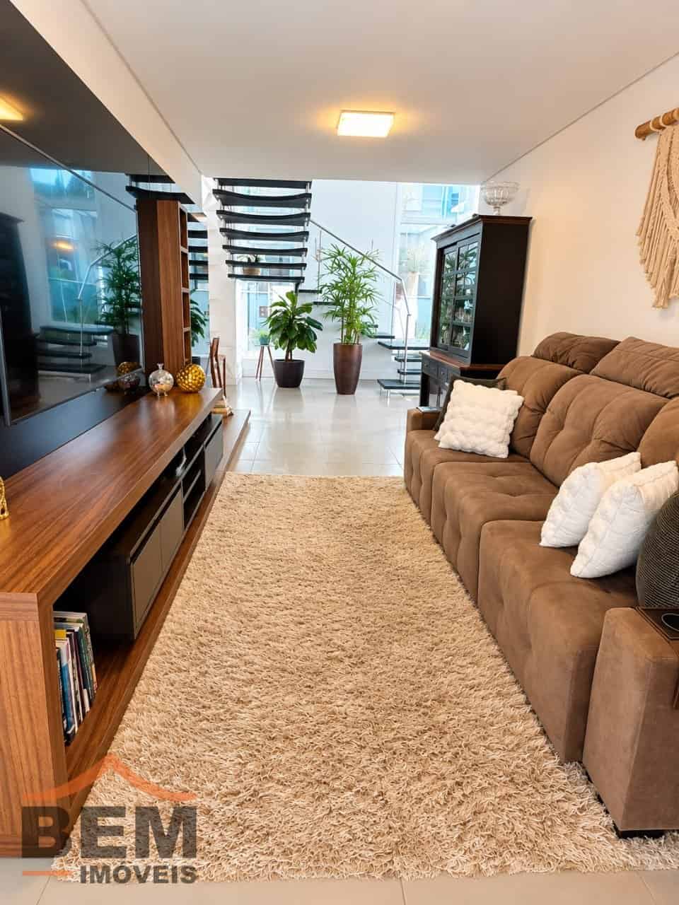 Casa para Venda com 3 quartos e 389m² no bairro Santa Regina, em Camboriú - SC - Imagem 3
