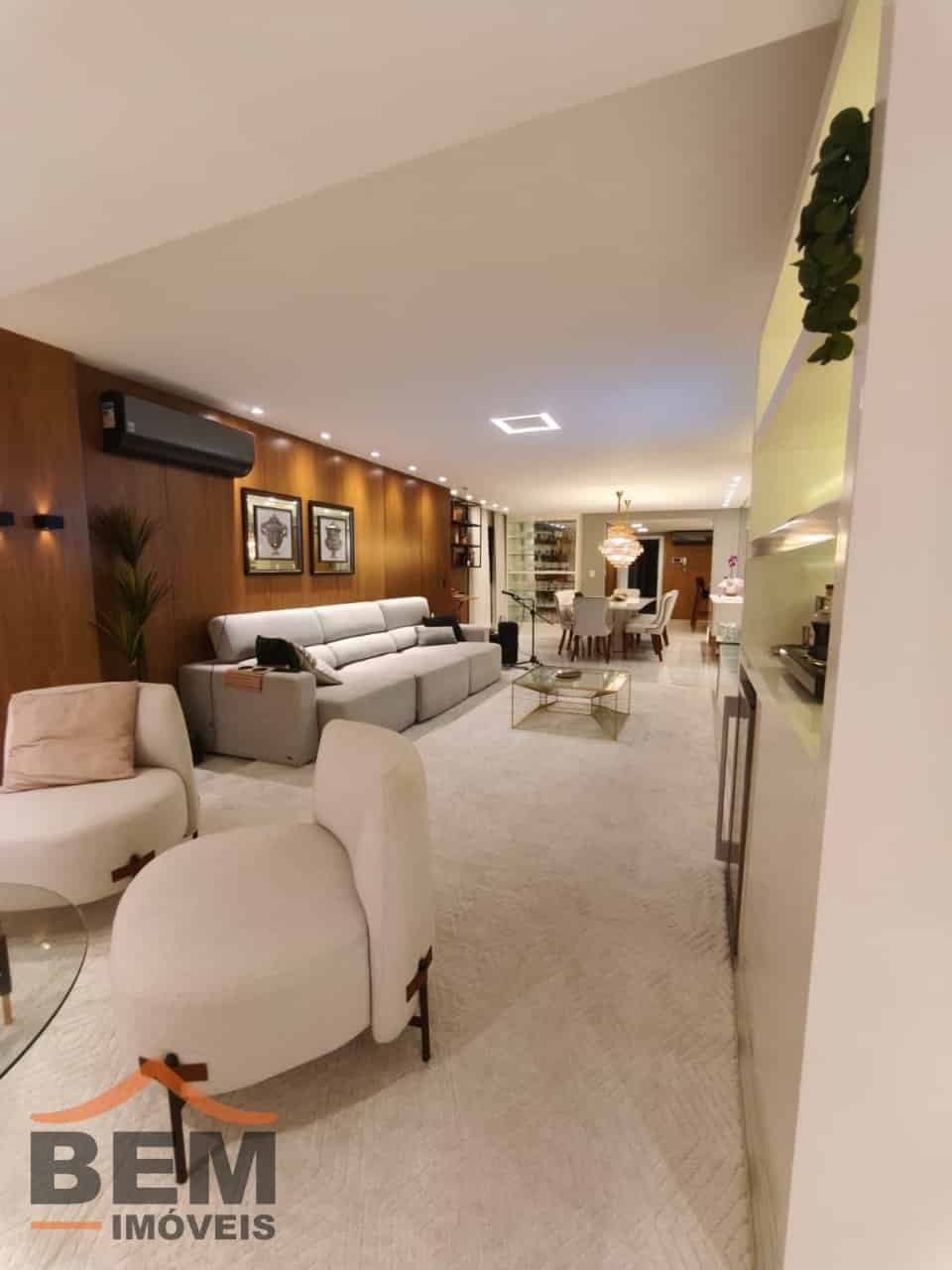 Apartamento para Locação com 5 quartos e 240m² no bairro Centro, em Itajaí - SC - Imagem 4
