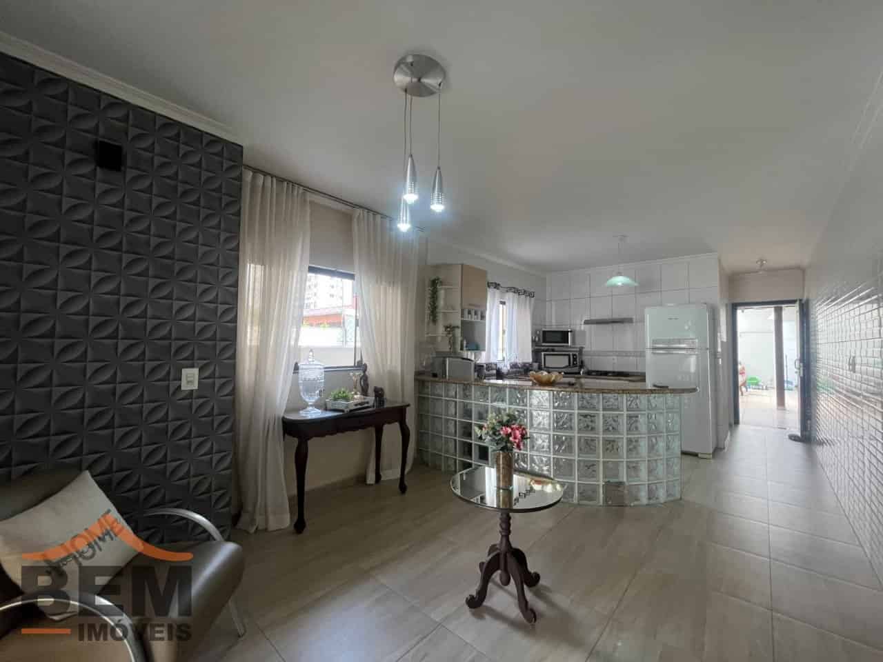 Casa para Locação com 4 quartos e 420m² no bairro Dom Bosco, em Itajaí - SC - Imagem 5