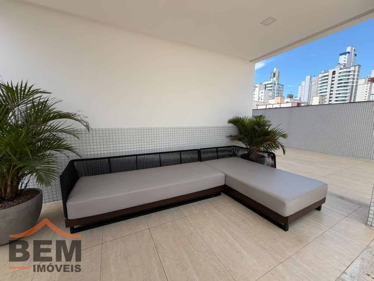 Apartamento para Venda com 4 quartos e 150m² no bairro Centro, em Balneário Camboriú - SC - Imagem 3
