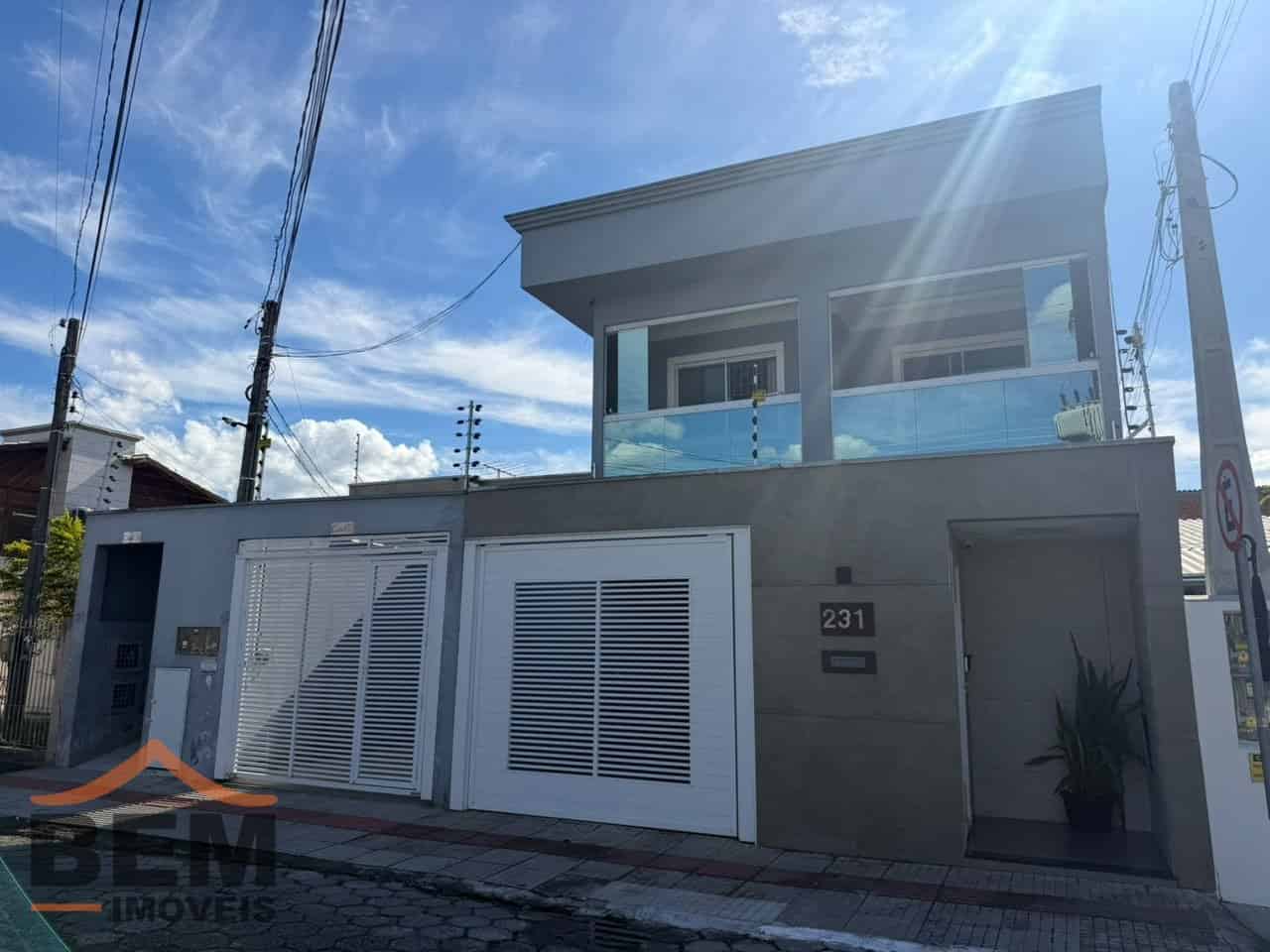 Casa para Venda com 3 quartos e 160m² no bairro Cordeiros, em Itajaí - SC - Imagem 1