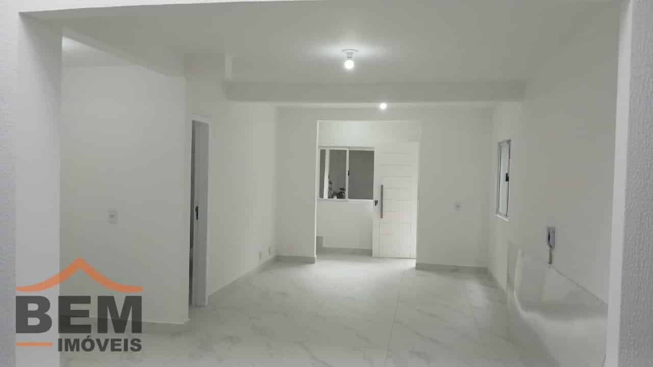 Casa para Venda com 2 quartos no bairro Centro, em Camboriú - SC - Imagem 4