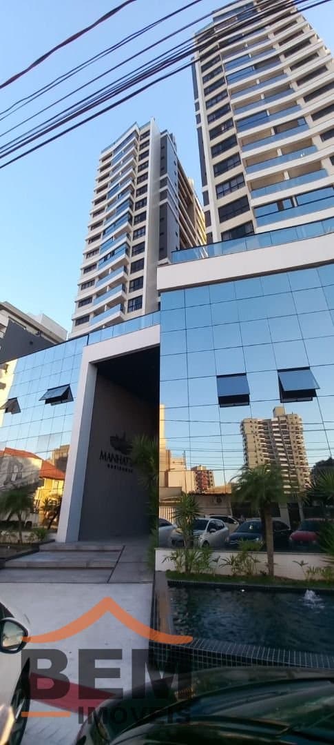 Apartamento para Locação com 2 quartos sendo 1 suíte, 1 vaga no bairro Centro em Itajaí/SC