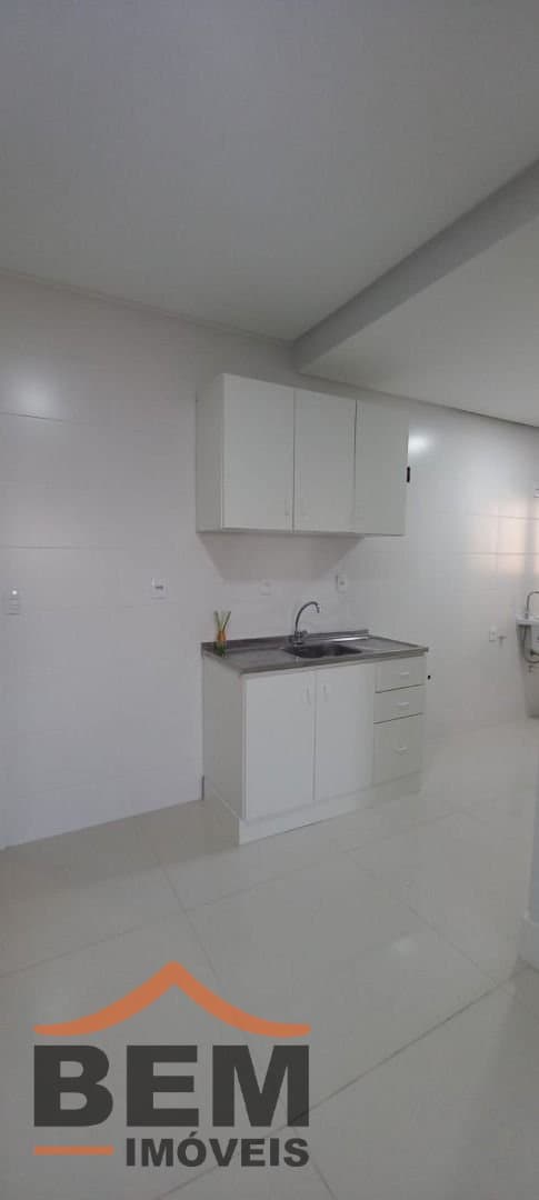 Apartamento para Locação com 2 quartos sendo 1 suíte, 1 vaga no bairro Centro em Itajaí/SC