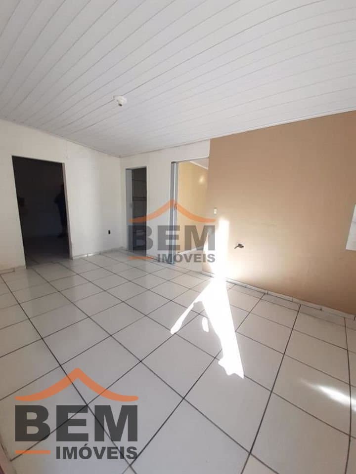 Casa para alugar com 3 quartos no bairro Espinheiros, em Itajaí