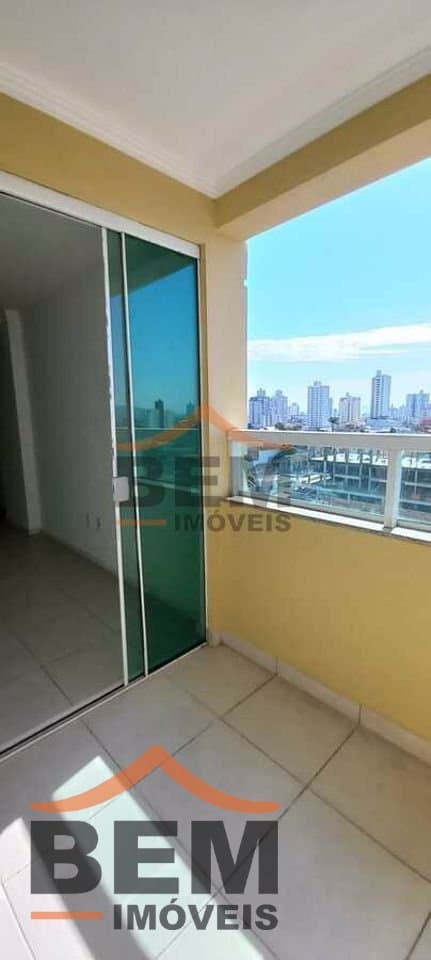 Apartamento para alugar com 2 quartos e 70 m² no bairro São Judas, em Itajaí