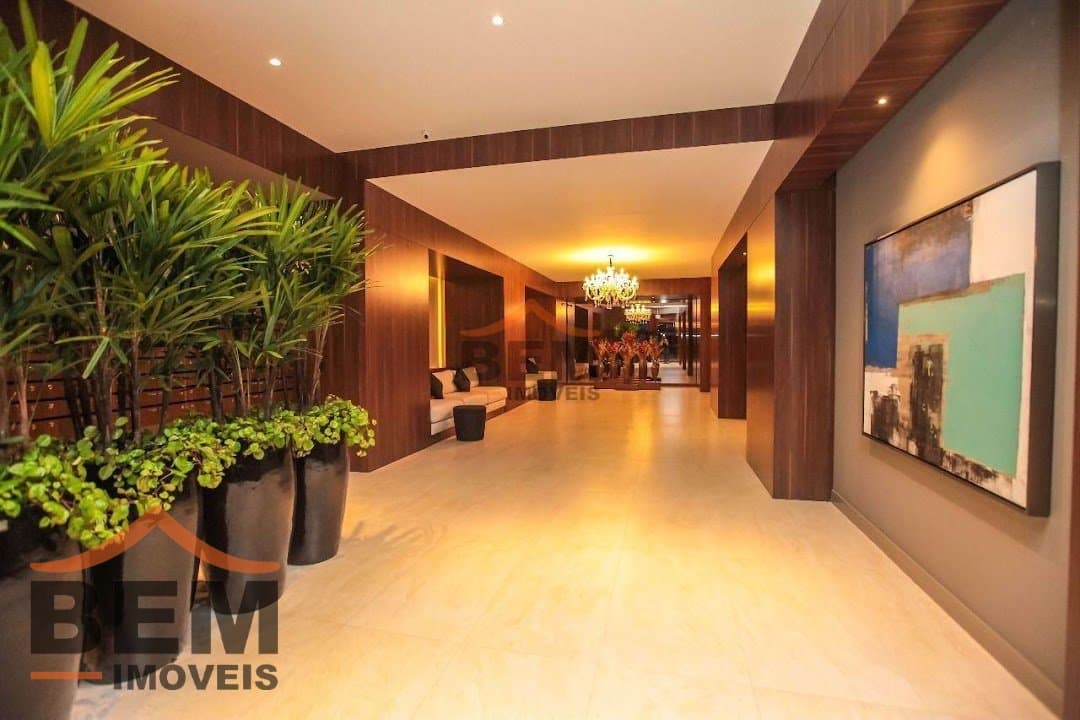 APARTAMENTO MOBILIADO COM 01 SUÍTE E 01 DEMI-SUÍTE NO CENTRO DE ITAJAÍ