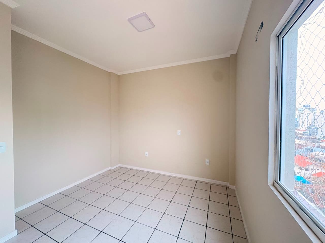 Apartamento para aluguel no Centro de Itajaí: 13 - DORMITÓRIO 02