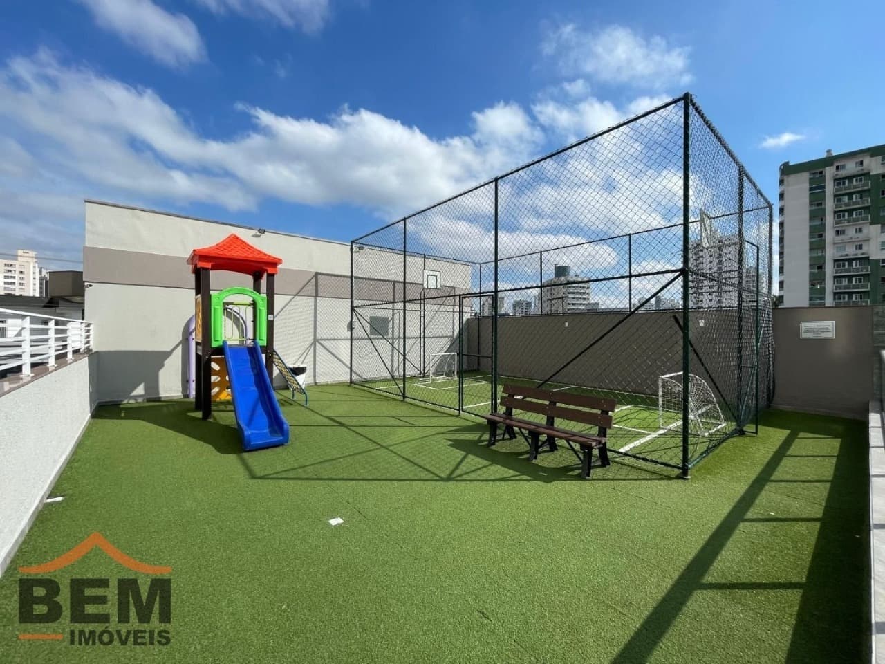 Apartamento para aluguel no Centro de Itajaí: 18 - ESPAÇO KIDS