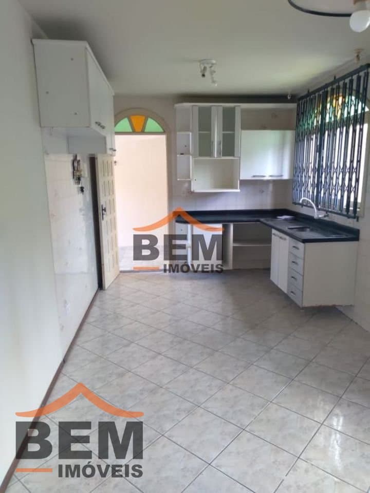 Casa para Locação com 3 quartos e 110m² no bairro Centro, em Itajaí - SC
