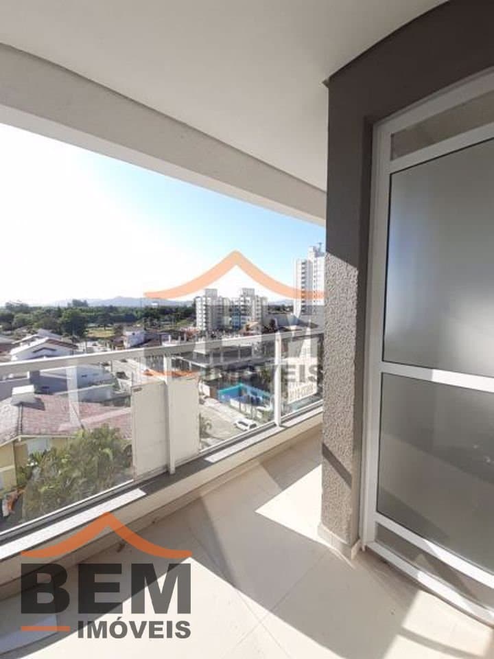 Apartamento com 2 quartos sendo 1 suíte, 1 vaga no bairro Dom Bosco em Itajaí/SC