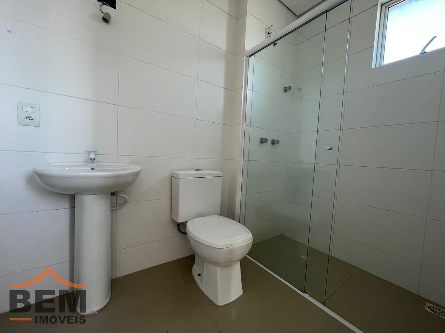 Apartamento com 2 quartos sendo 1 suíte, 1 vaga no bairro Dom Bosco em Itajaí/SC