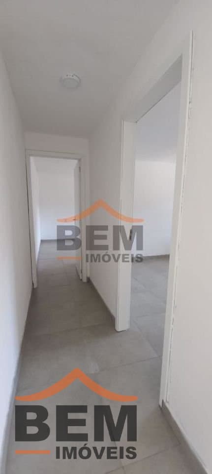 Casa para alugar com 2 quartos no bairro São João, em Itajaí.