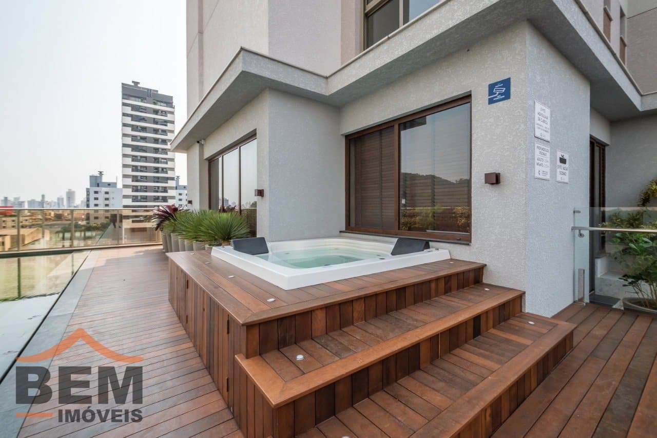 Apartamento para venda no bairro Fazenda, em Itajaí, com 122m² , 03 quartos.