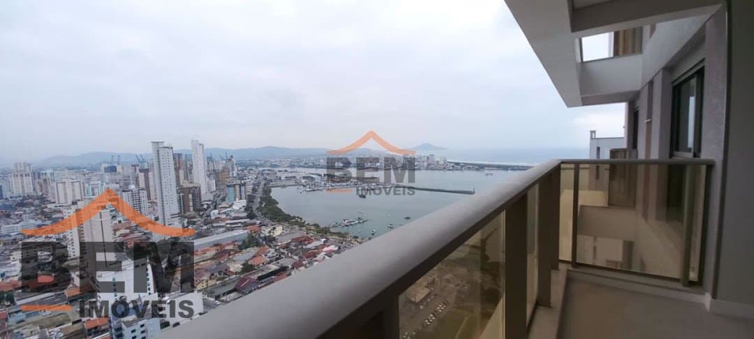 Apartamento para venda no bairro Fazenda, em Itajaí, com 122m² , 03 quartos.