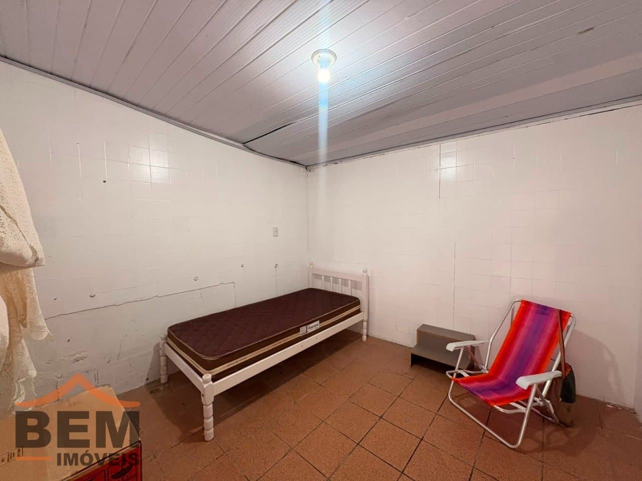 Casa para Locação com 3 quartos sendo 1 suíte, 1 vaga no bairro Centro em Itajaí/SC: 15 - DORMITÓRIO DA EMPREGADA
