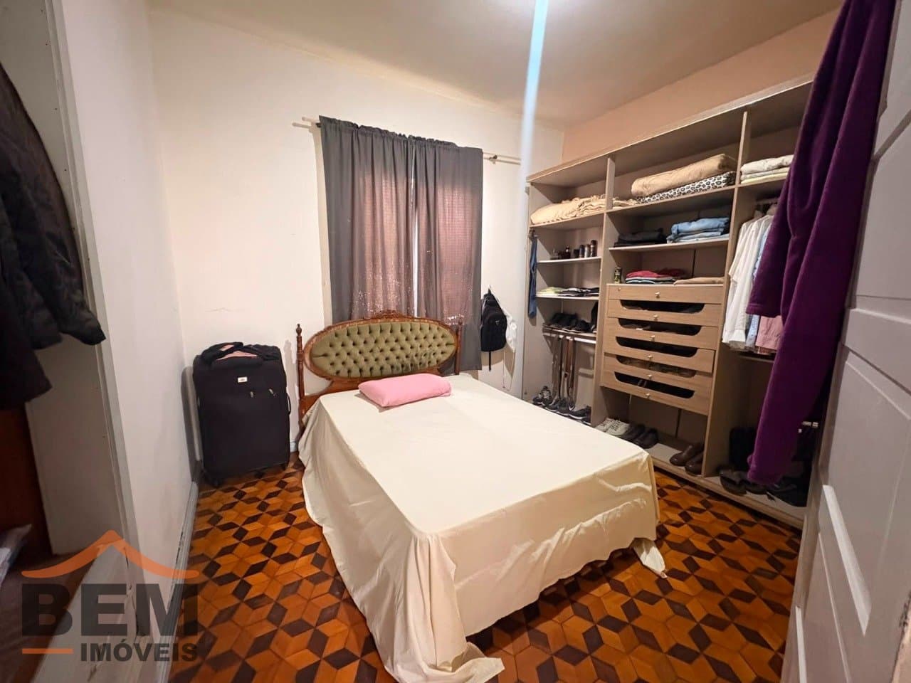 Casa para Locação com 3 quartos sendo 1 suíte, 1 vaga no bairro Centro em Itajaí/SC: 12 - DORMITÓRIO 02