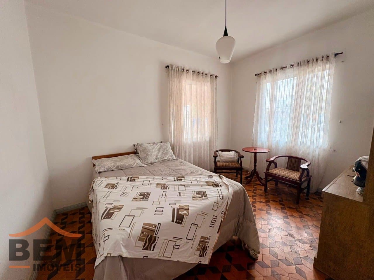 Casa para Locação com 3 quartos sendo 1 suíte, 1 vaga no bairro Centro em Itajaí/SC: 10 - DORMITÓRIO 01