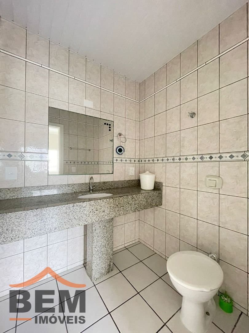 Apartamento para Locação com 3 quartos e 110m² no bairro Centro, em Itajaí - SC