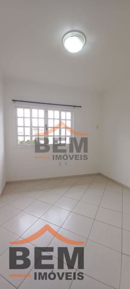 Casa à venda, com 01 Suíte e 04 dormitórios, no bairro  Dom Bosco - Itajaí /SC