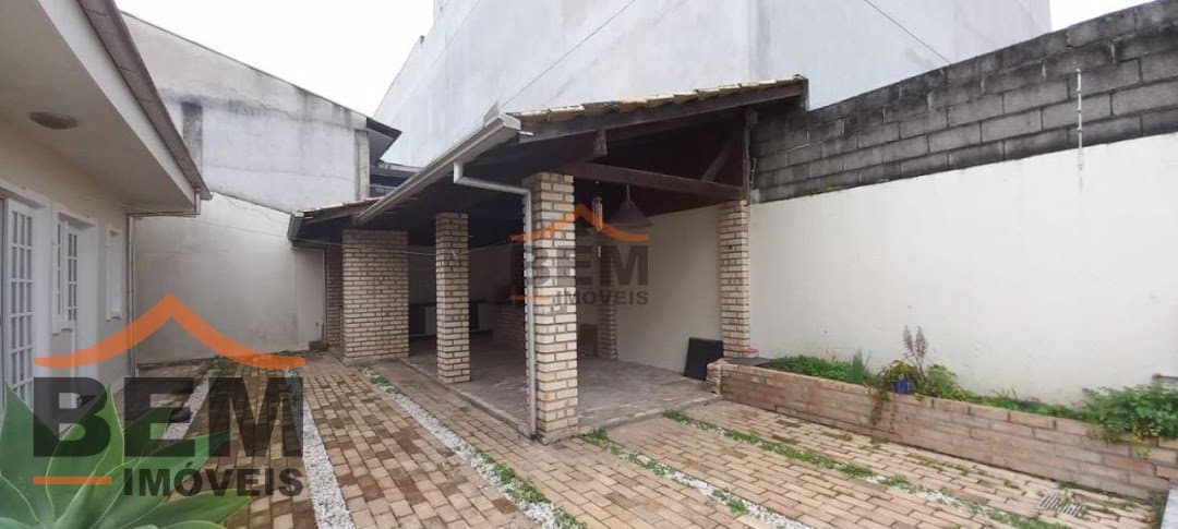 Casa à venda, com 01 Suíte e 04 dormitórios, no bairro  Dom Bosco - Itajaí /SC
