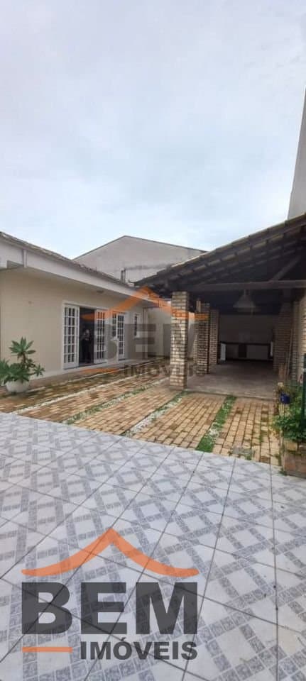 Casa à venda, com 01 Suíte e 04 dormitórios, no bairro  Dom Bosco - Itajaí /SC