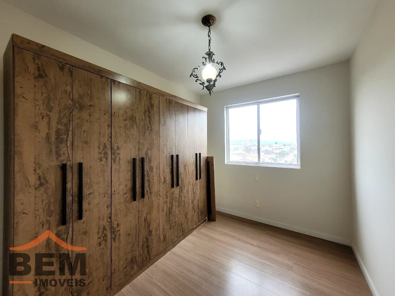 Apartamento para Locação com 2 quartos e 60m² no bairro Cordeiros, em Itajaí - SC