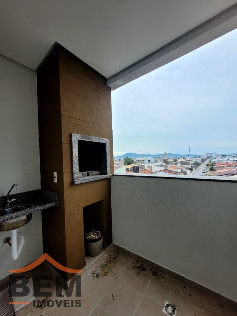 Apartamento para Locação com 2 quartos e 60m² no bairro Cordeiros, em Itajaí - SC