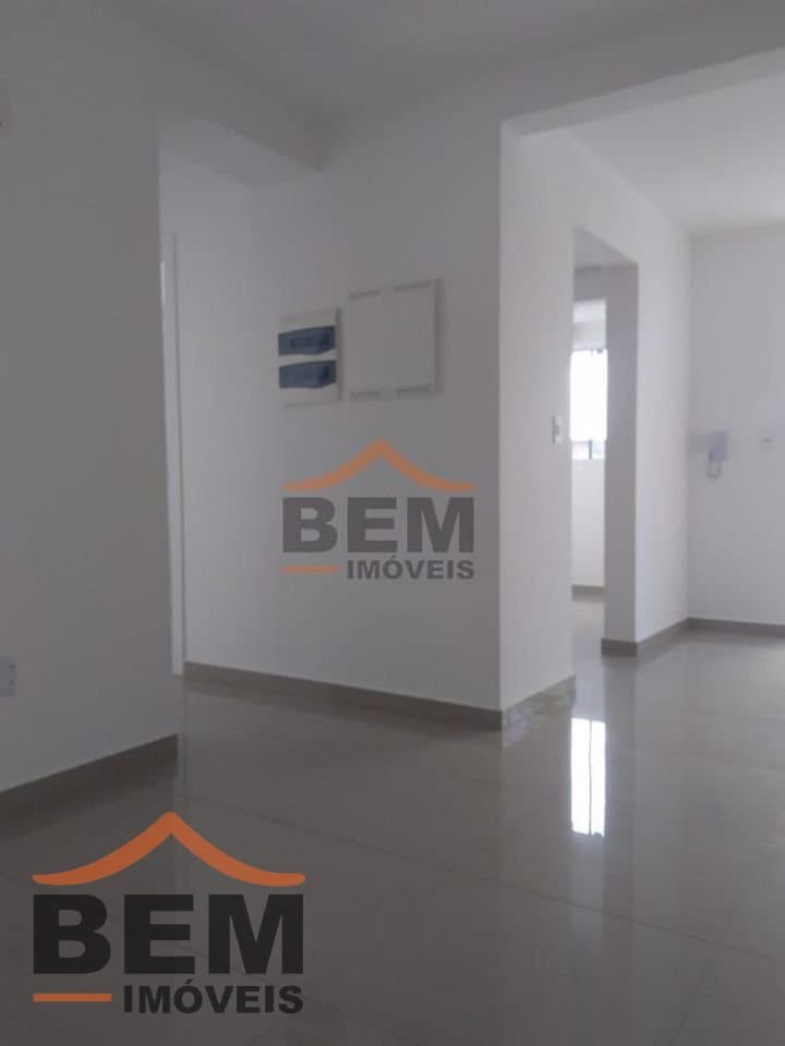 Apartamento para Locação com 2 quartos no bairro Centro, em Itajaí - SC