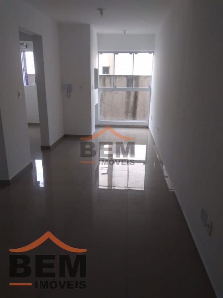 Apartamento para Locação com 2 quartos no bairro Centro, em Itajaí - SC