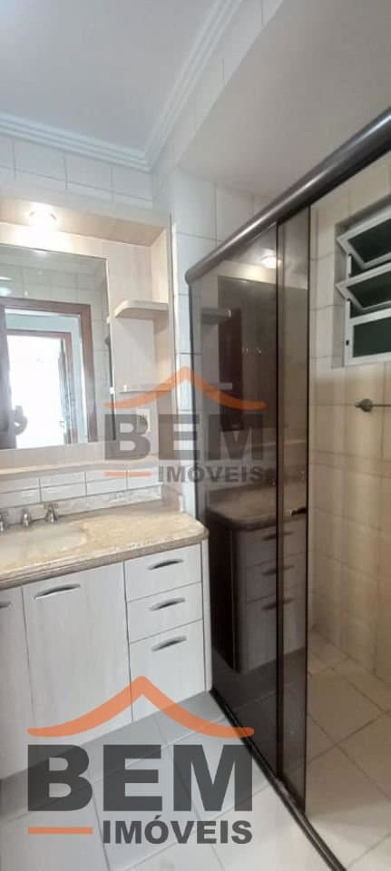 Apartamento para Locação com 3 quartos sendo 1 suíte, 1 vaga no bairro Centro em Itajaí/SC
