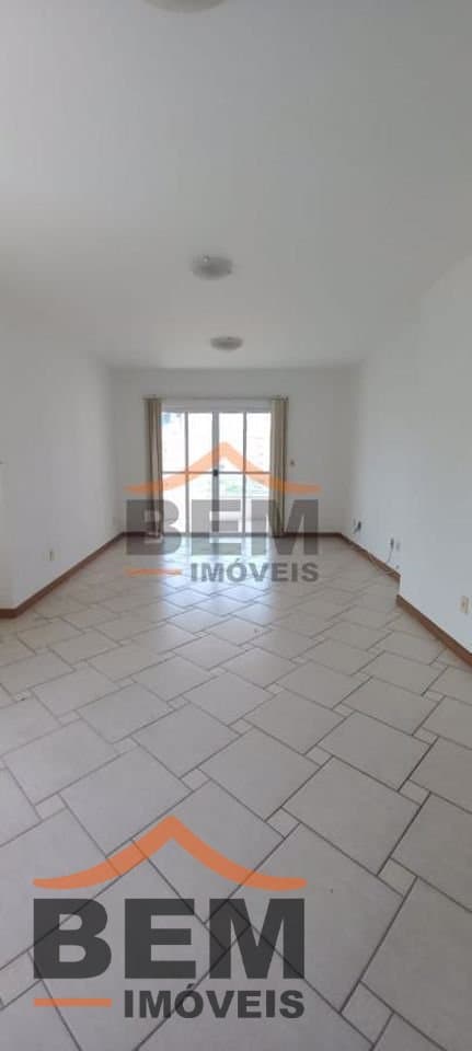 Apartamento para Locação com 3 quartos sendo 1 suíte, 1 vaga no bairro Centro em Itajaí/SC