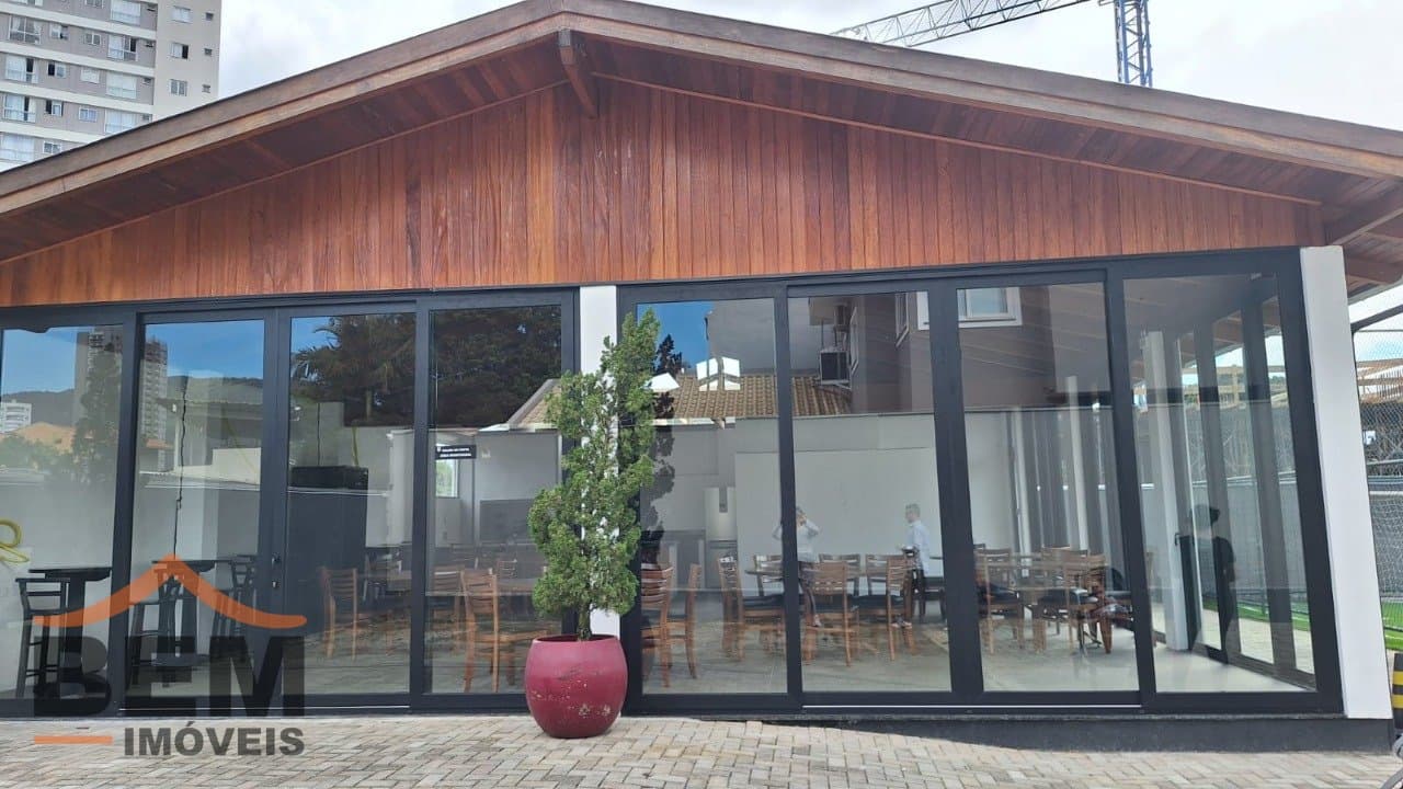 Sobrado para venda no Bairro Dom Bosco, em Itajaí, com 85m² e 3 dormitórios, sendo 3 suítes