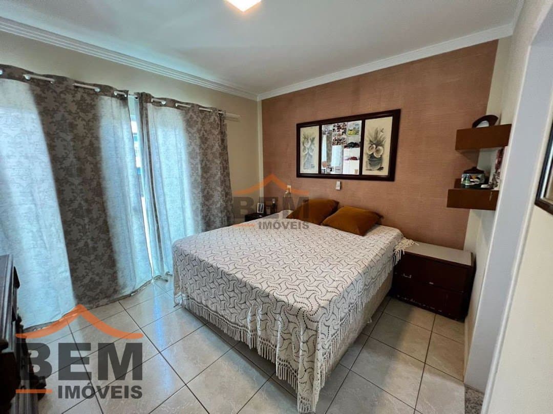 Sobrado para venda no Bairro Dom Bosco, em Itajaí, com 85m² e 3 dormitórios, sendo 3 suítes