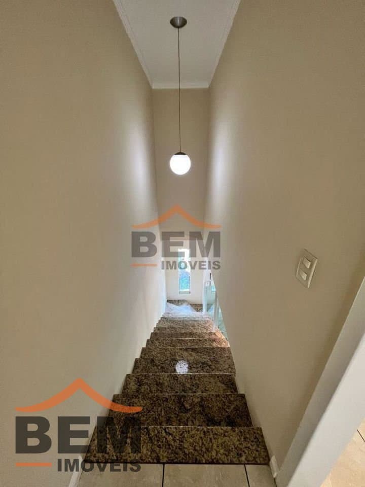 Sobrado para venda no Bairro Dom Bosco, em Itajaí, com 85m² e 3 dormitórios, sendo 3 suítes