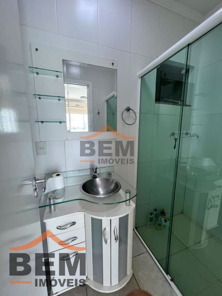 Sobrado para venda no Bairro Dom Bosco, em Itajaí, com 85m² e 3 dormitórios, sendo 3 suítes