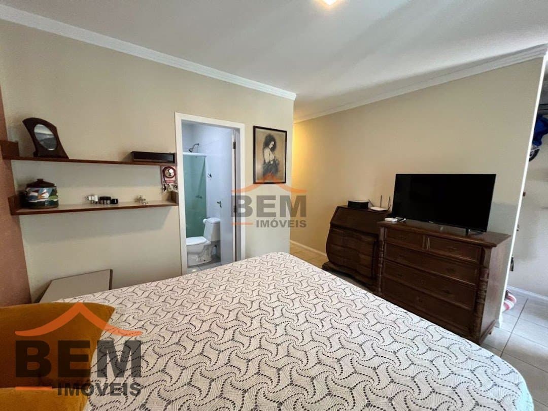 Sobrado para venda no Bairro Dom Bosco, em Itajaí, com 85m² e 3 dormitórios, sendo 3 suítes