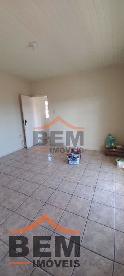 Casa para Locação com 2 quartos sendo 1 suíte, 1 vaga no bairro São Vicente em Itajaí/SC