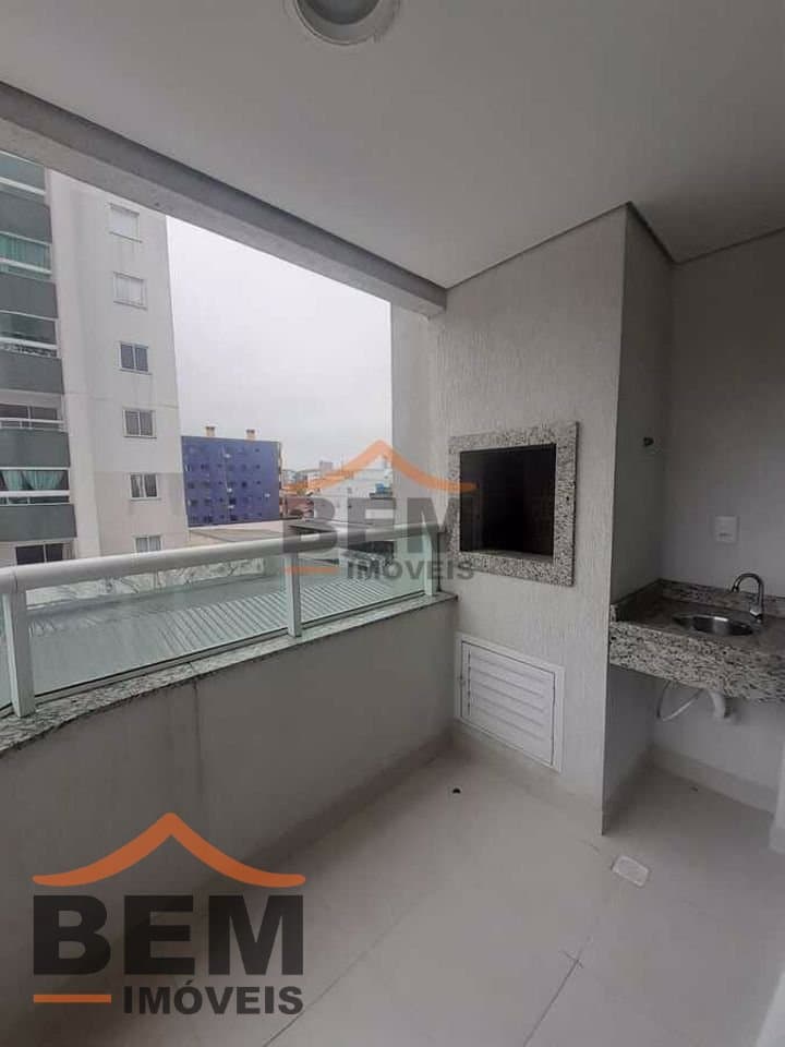 Apartamento com 2 quartos sendo 2 suítes, 1 vaga no bairro Dom Bosco em Itajaí/SC