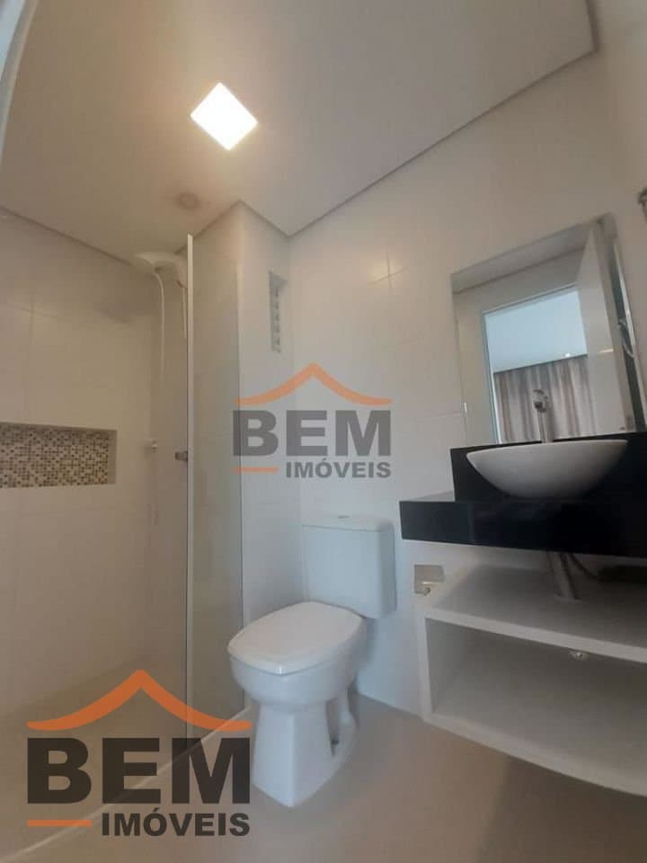 Apartamento para Locação com 1 quarto, 1 vaga no bairro Fazenda em Itajaí/SC