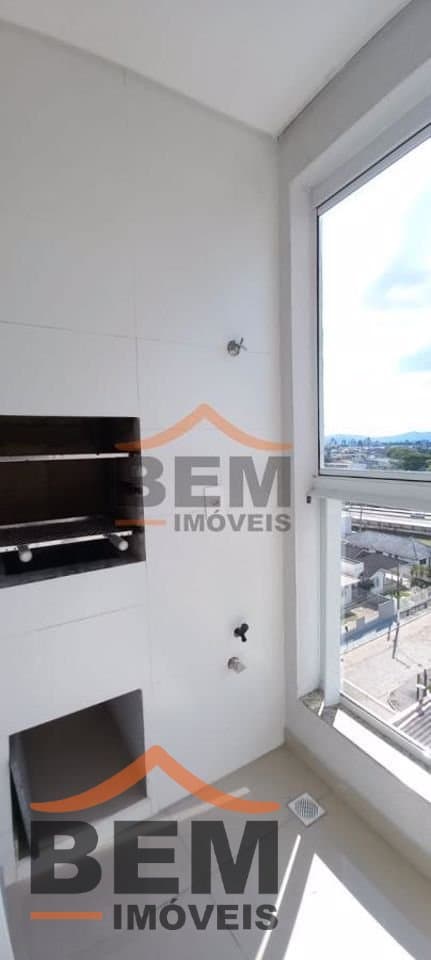 Apartamento à Venda com 2 quartos sendo 1 suíte, 1 vaga no bairro São Judas em Itajaí/SC