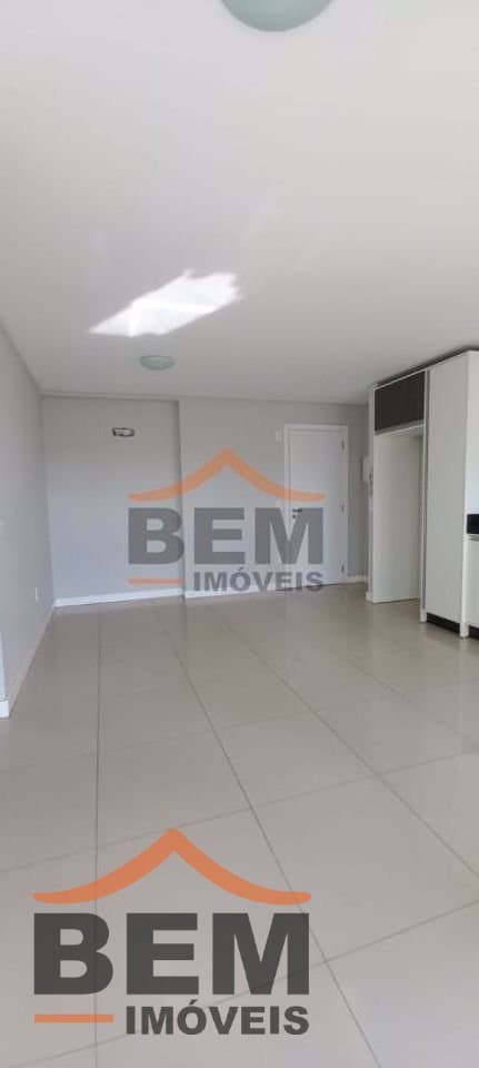 Apartamento à Venda com 2 quartos sendo 1 suíte, 1 vaga no bairro São Judas em Itajaí/SC