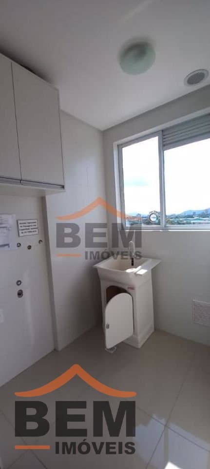 Apartamento à Venda com 2 quartos sendo 1 suíte, 1 vaga no bairro São Judas em Itajaí/SC
