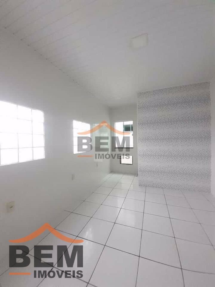 Casa para Locação com 3 quartos sendo 1 suíte, 3 vagas no bairro São Judas em Itajaí/SC